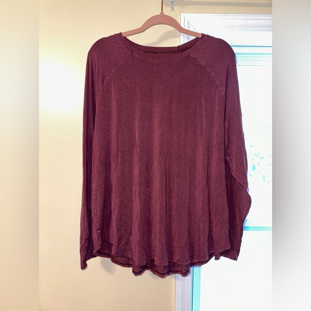 Plus size American Eagle long sleeve tee